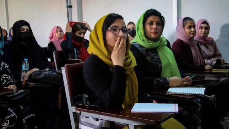 i-talebani-vietano-l’universita-alle-donne.-la-vicepresidente-di-pangea:-“non-sono-interessati-a-parlare-con-il-mondo”