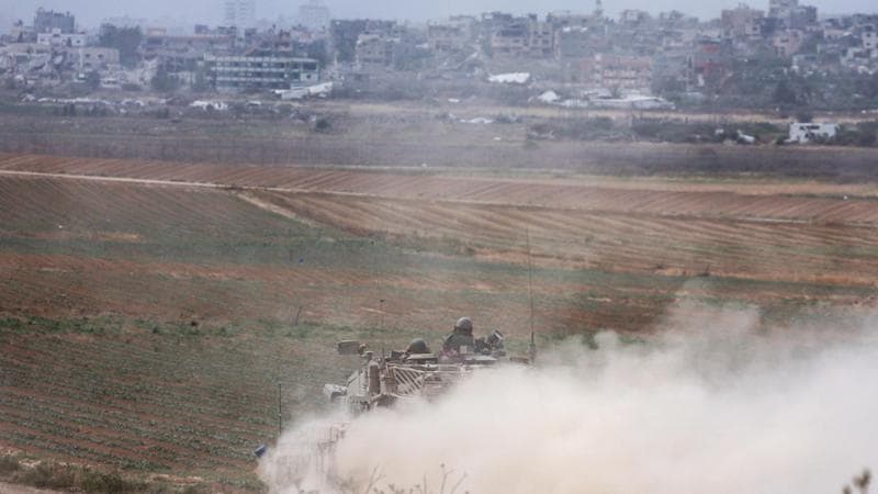 guerra-in-israele,-le-notizie-di-oggi:-israele-ammassa-i-tank-al-valico-per-rafah.-l’idf:-“un-civile-ucciso-in-un-attacco-di-hezbollah”